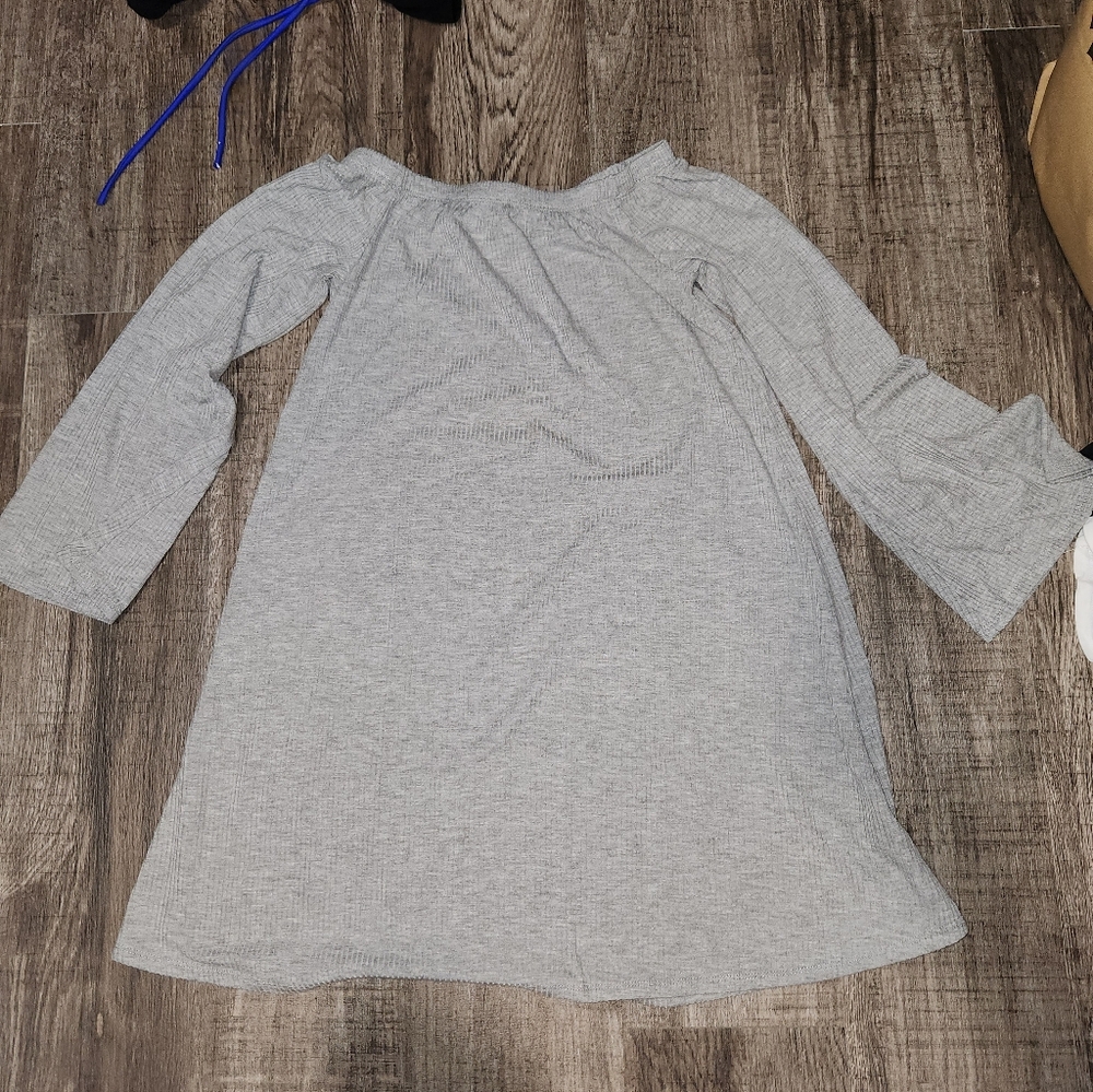 Quarter sleeve shirt
